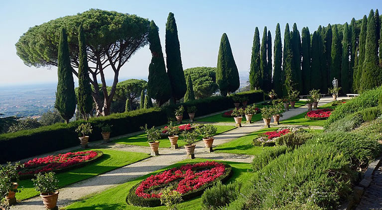 Una vista dei Giardini pontifici a Castel Gandolfo